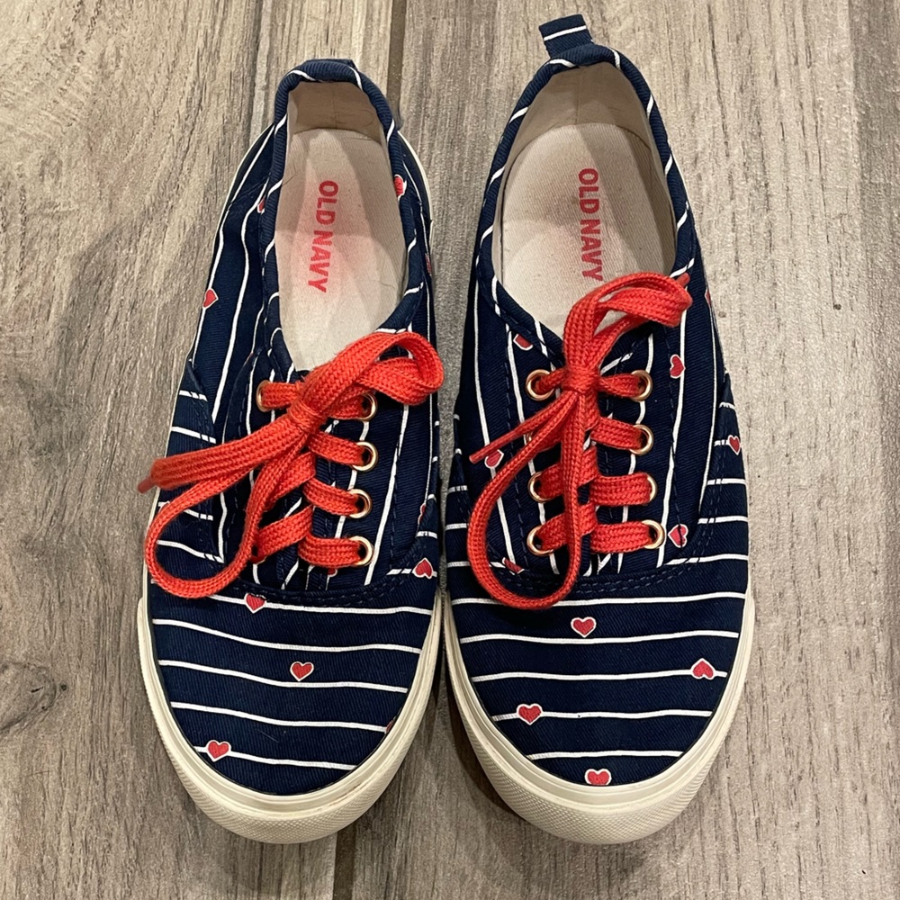 Heart Sneakers, Old Navy